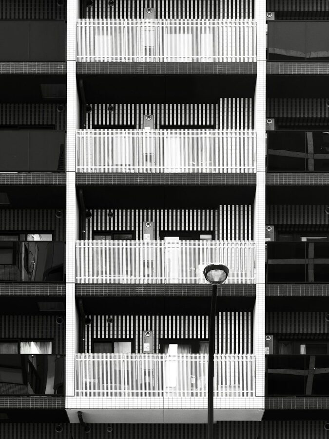 Apartment building financing for credit challenged investors