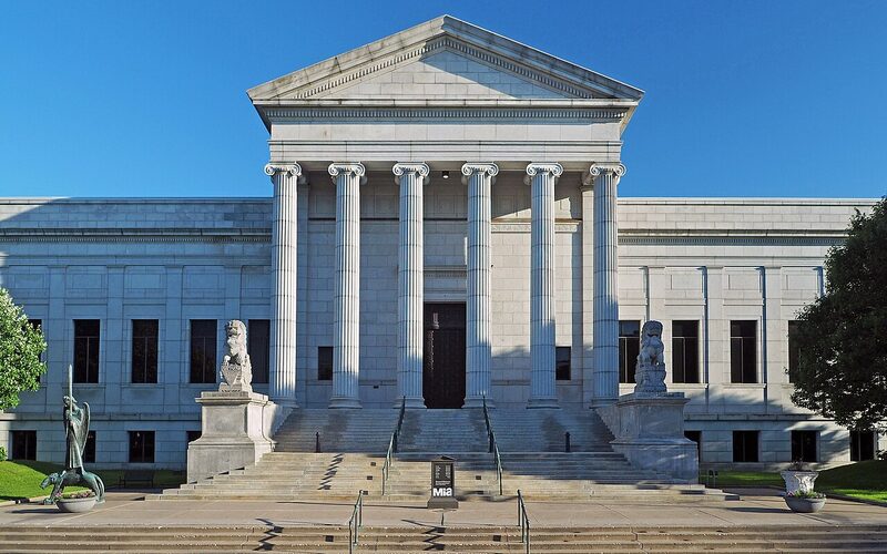 Minneapolis Institute of Art museum building and entrance in Minneapolis Minnesota