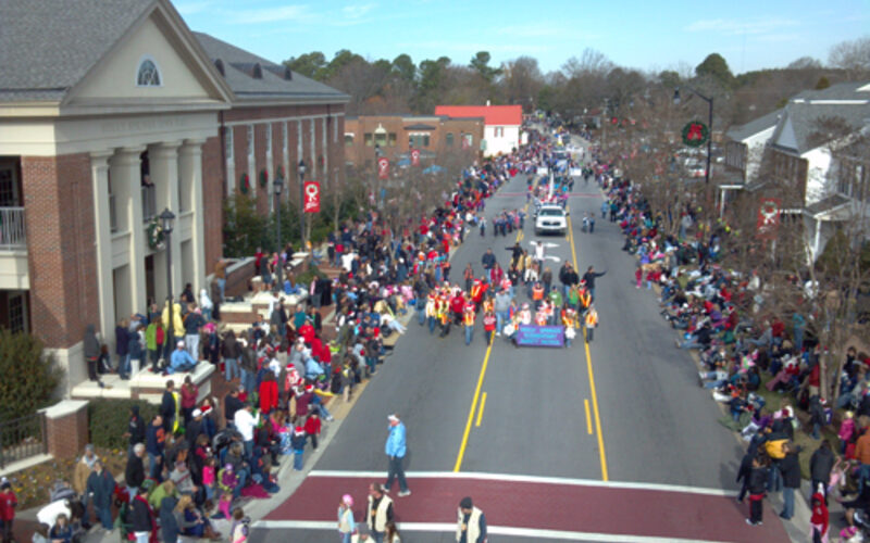 Holly Springs, North Carolina residential neighborhoods with green spaces and parks